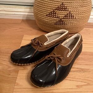 New JBU Duck Shoes slip-on navy/tan